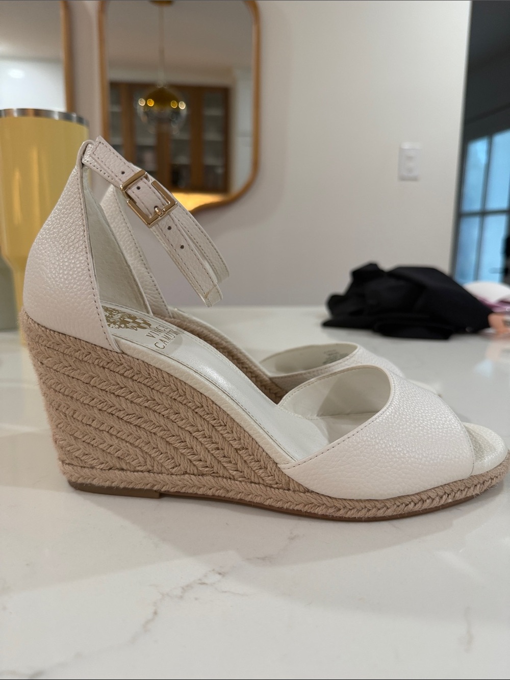 Vince Camuto Cream Leather Ankle-Strap Espadrille Wedges 9 women’s